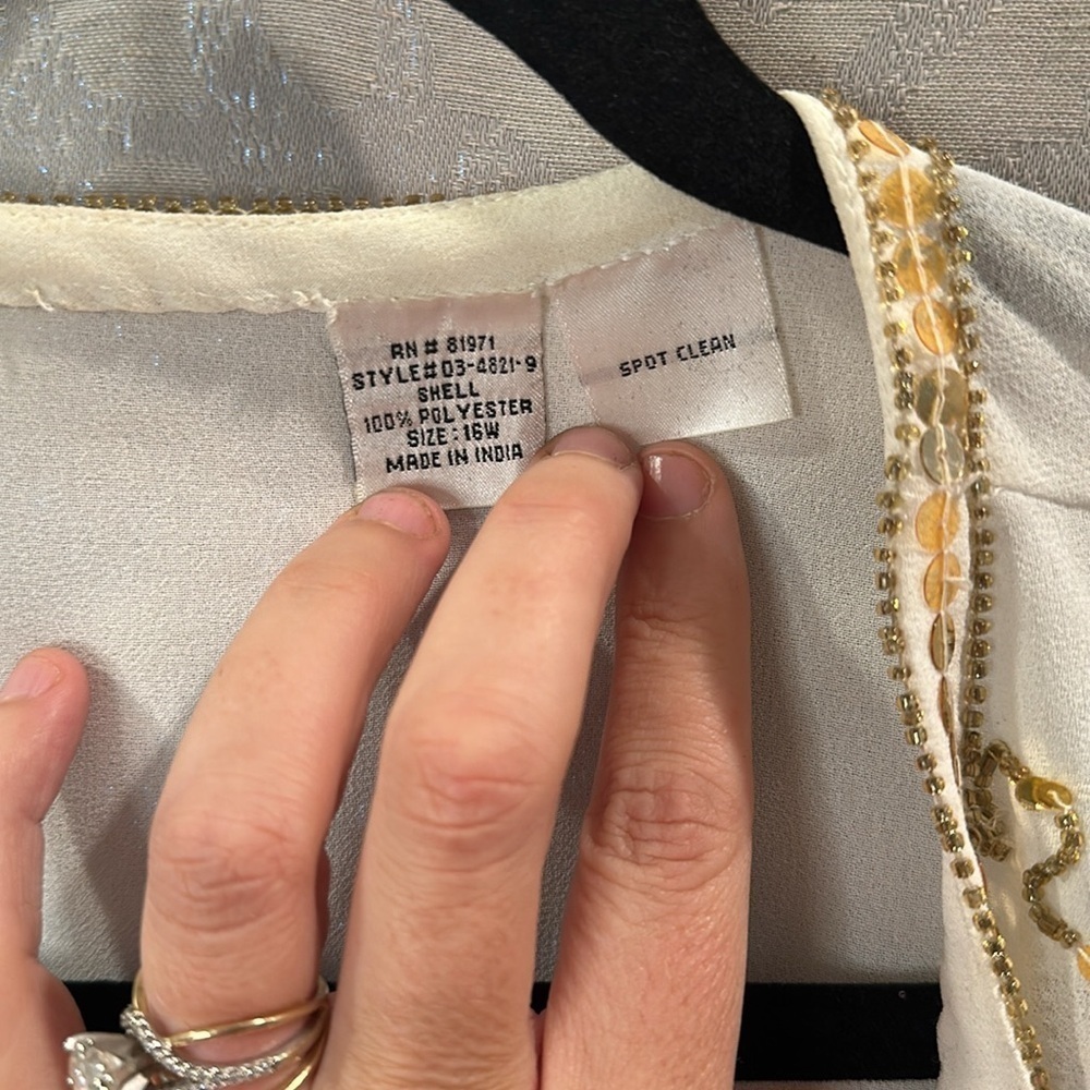 Stunning one size kimono with gold beading and sequins Made in India - Picture 7 of 11